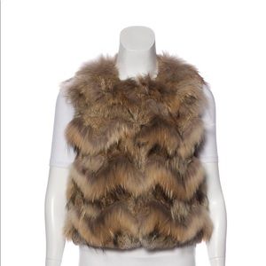 Theory Fur Vest Gilet Raccoon Rabbit. Size P (XS)